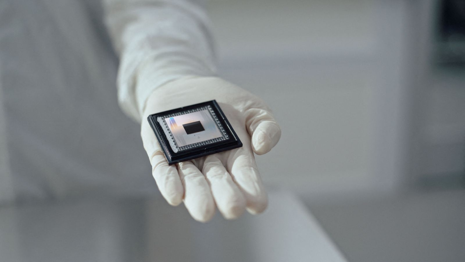 Google reduz erros em chip quântico Willow, mas engenharia ainda é o gargalo