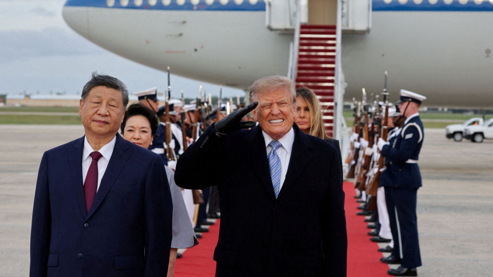Trump aposta em IA sem freios, com Justiça como única barreira