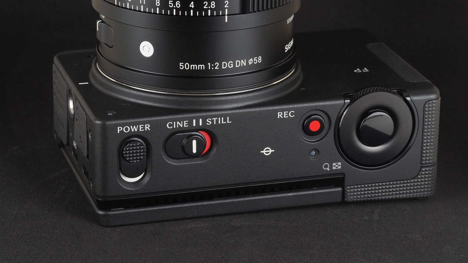 Sigma FP2: Câmera complexa para fotógrafos e videomakers