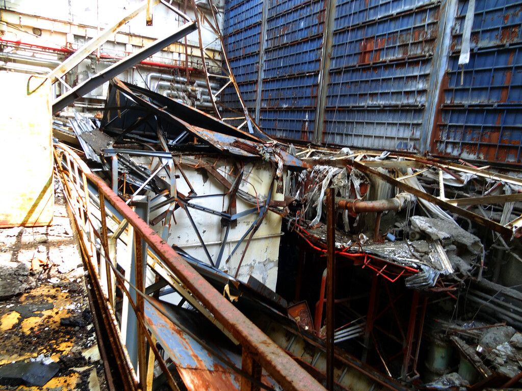 Dron russo atinge instalação em Chernobyl e eleva risco nuclear na guerra