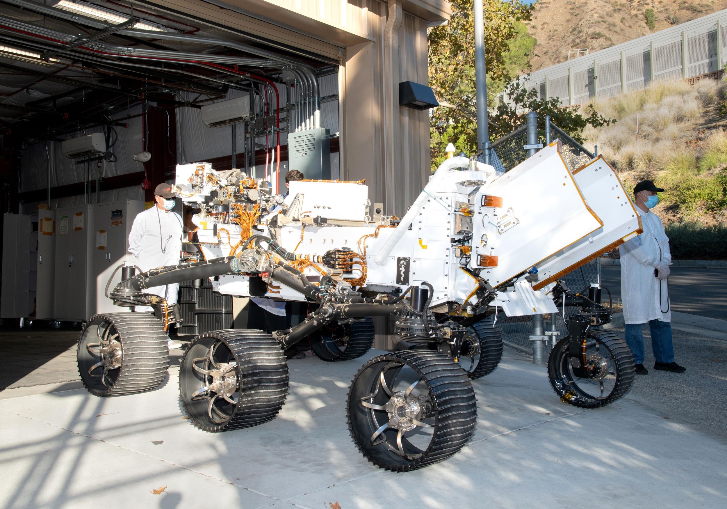 NASA contesta estimativa de US$ 1 bilhão para adaptar rover de Marte para a Lua