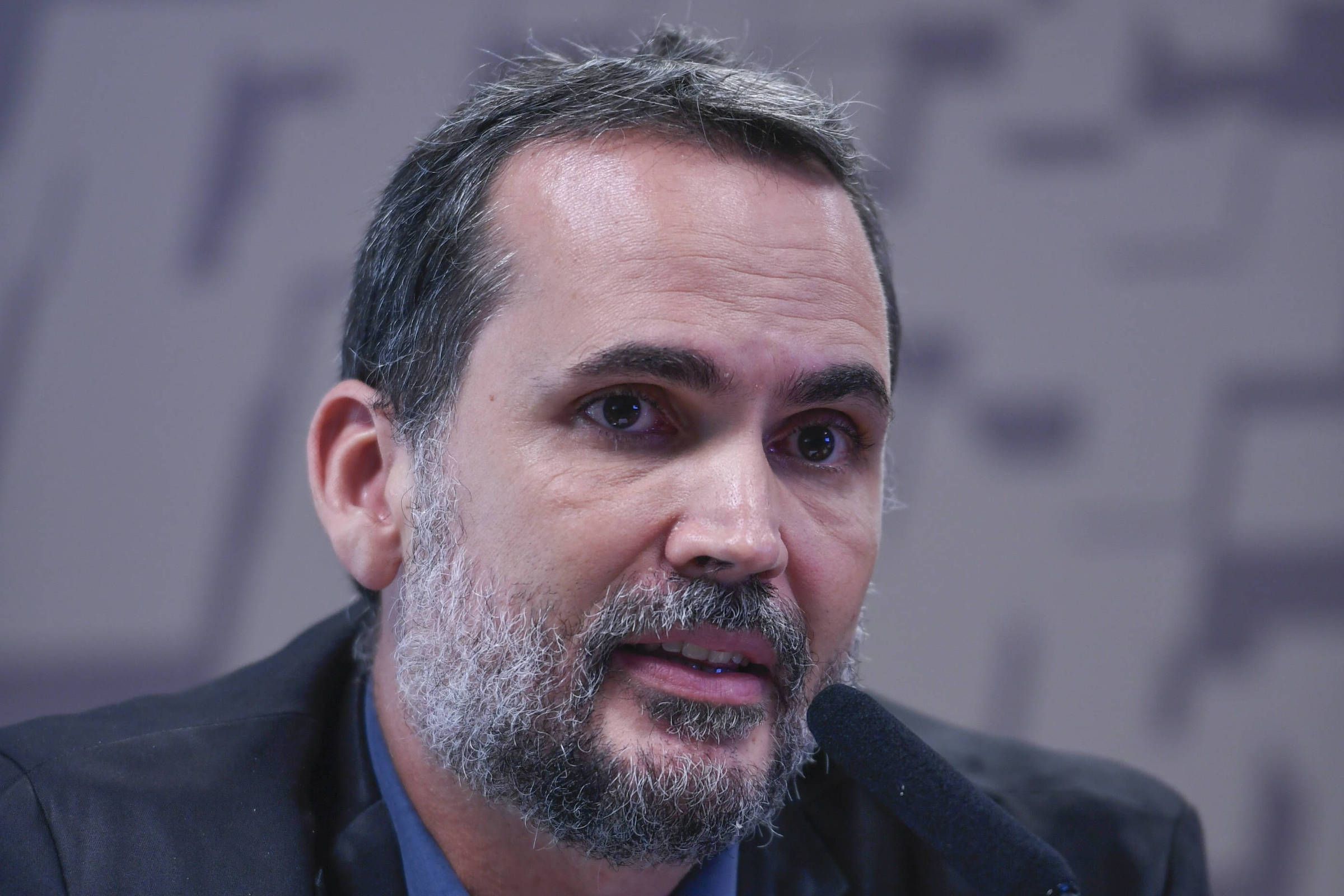 Governo evita controle de preços de combustíveis, mas mira altas abusivas