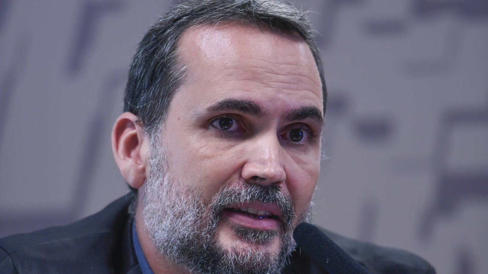 Governo evita controle de preços de combustíveis, mas mira altas abusivas