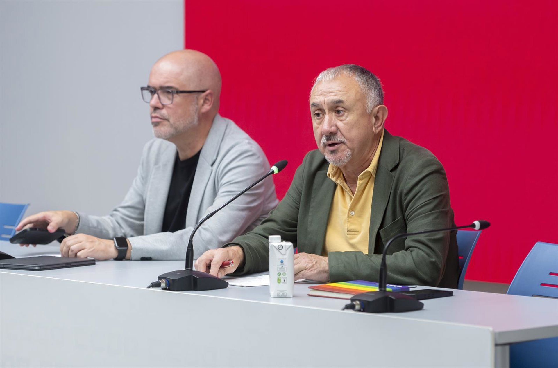 UGT e CCOO criam fundo de 4 milhões de euros para subsidiar grevistas na Espanha