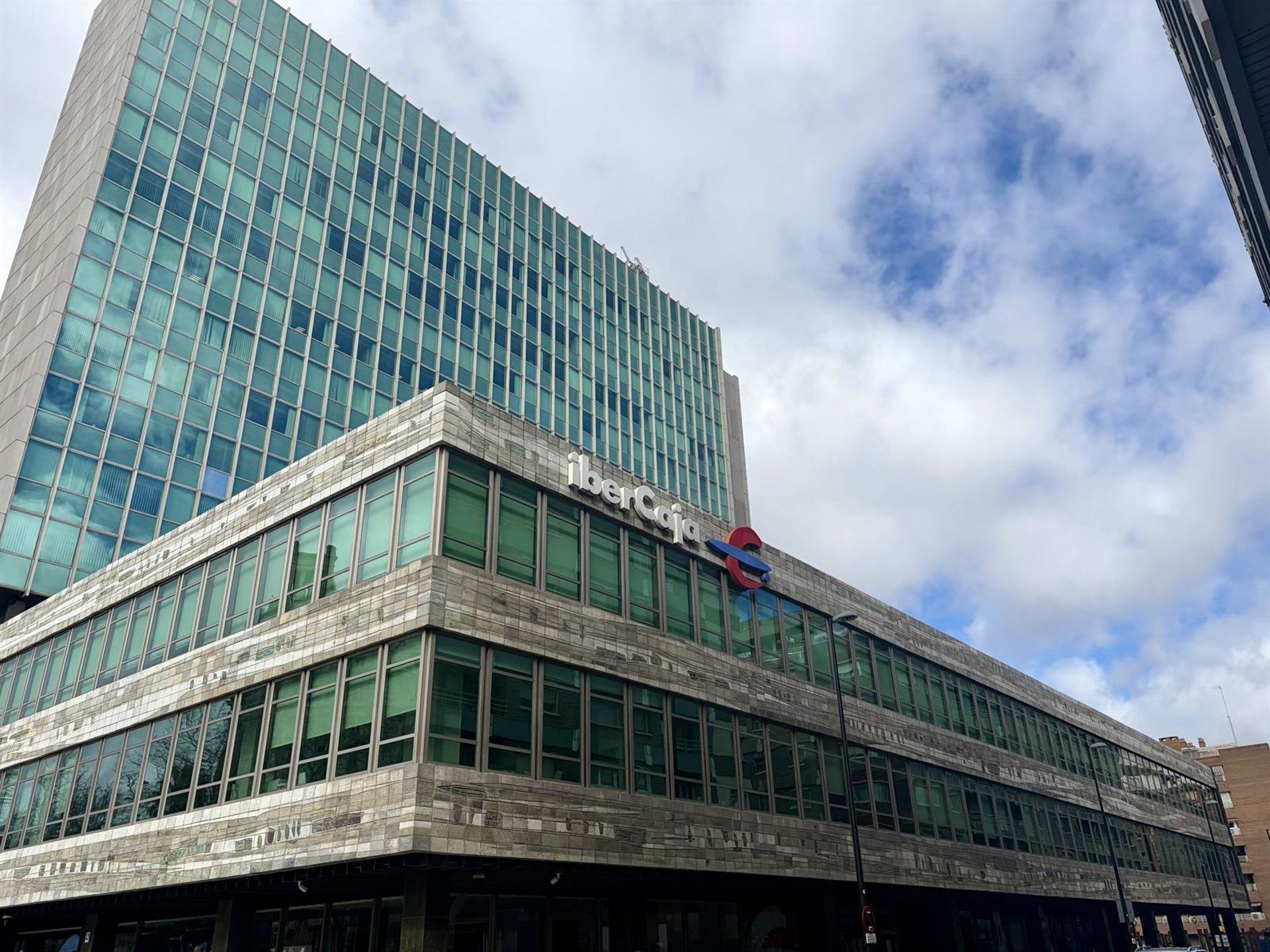 S&P eleva perspectiva do Ibercaja para 'positiva' e mantém rating em 'BBB'