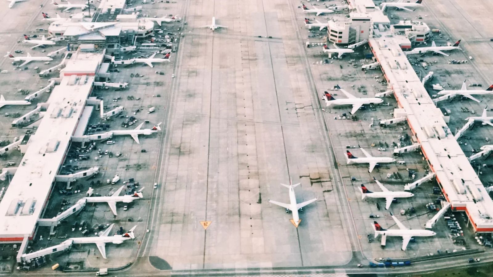 Cabo de fibra óptica cortado paralisou aeroportos nos EUA