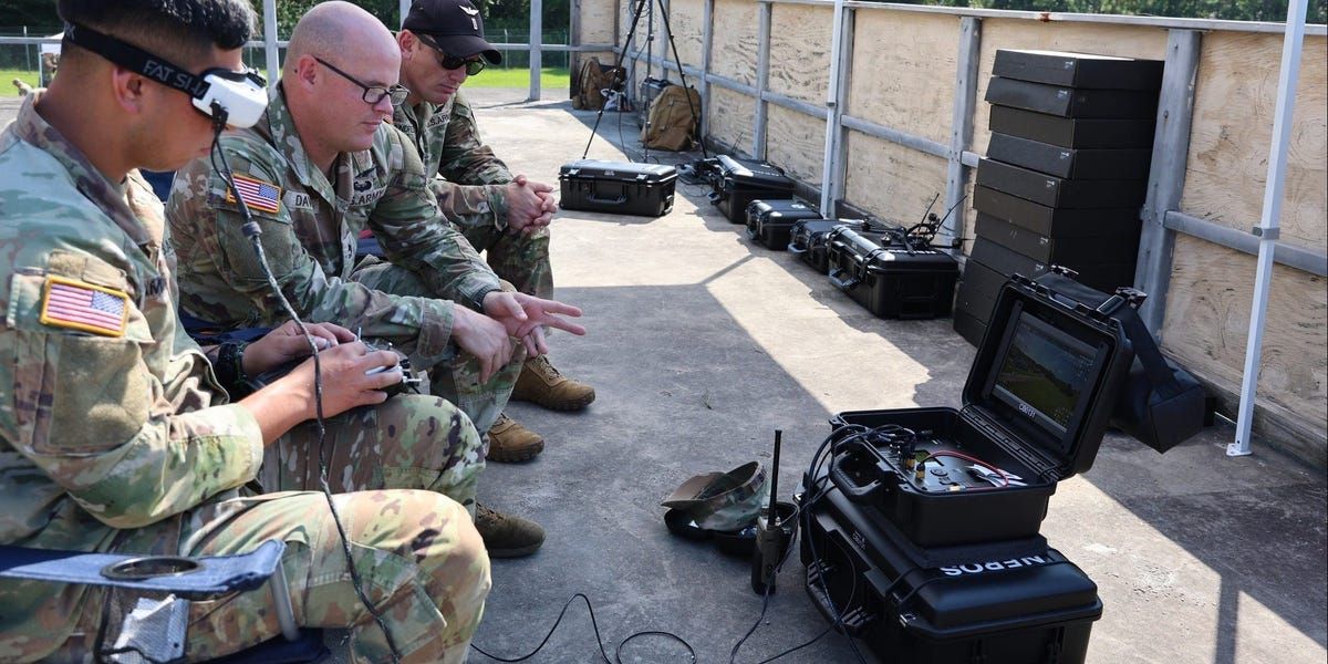 Para pilotar drones, o soldado precisa 'resetar' o cérebro