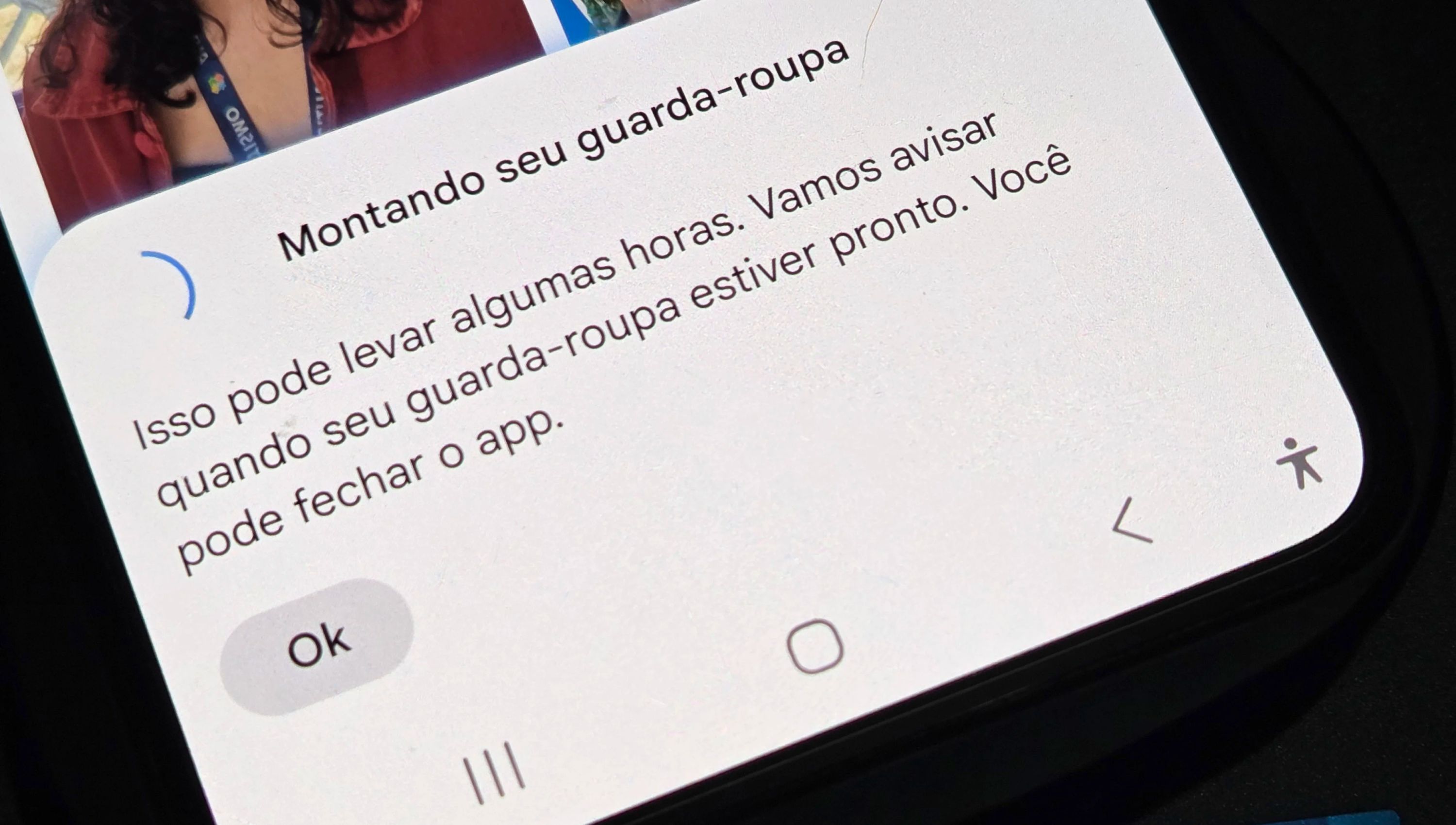 Google Fotos aprimora IA para 'closet digital' com correção de imagem