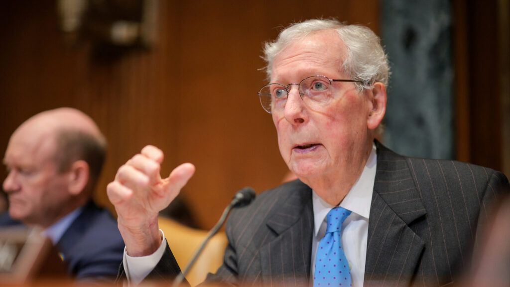 Senadores americanos descartam terceiro projeto de reconciliação para financiar defesa