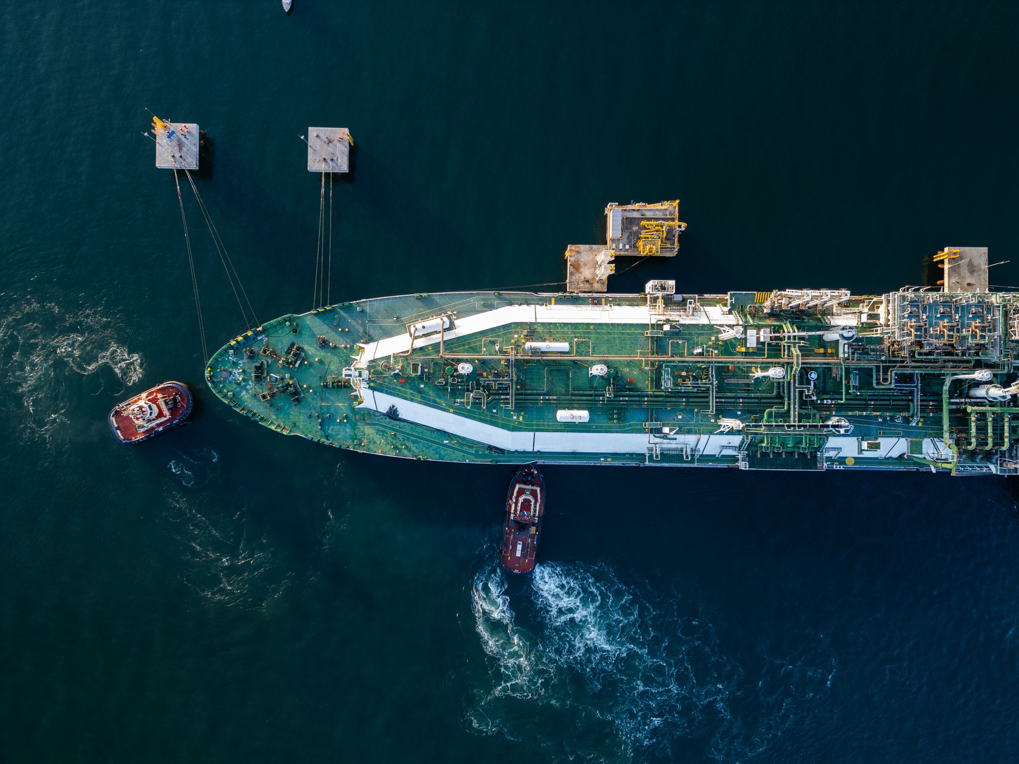 J&F aprofunda aposta em energia com terminal de gás