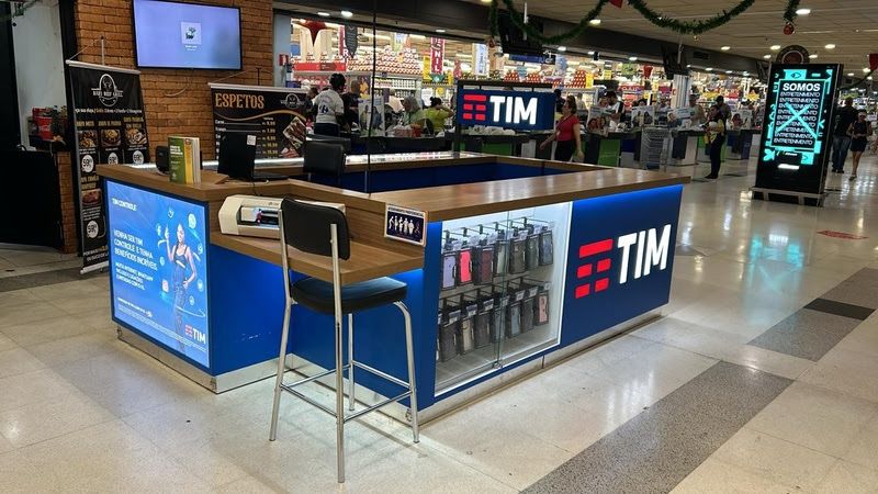 TIM integra ChatGPT ao atendimento e acelera jornada de compra