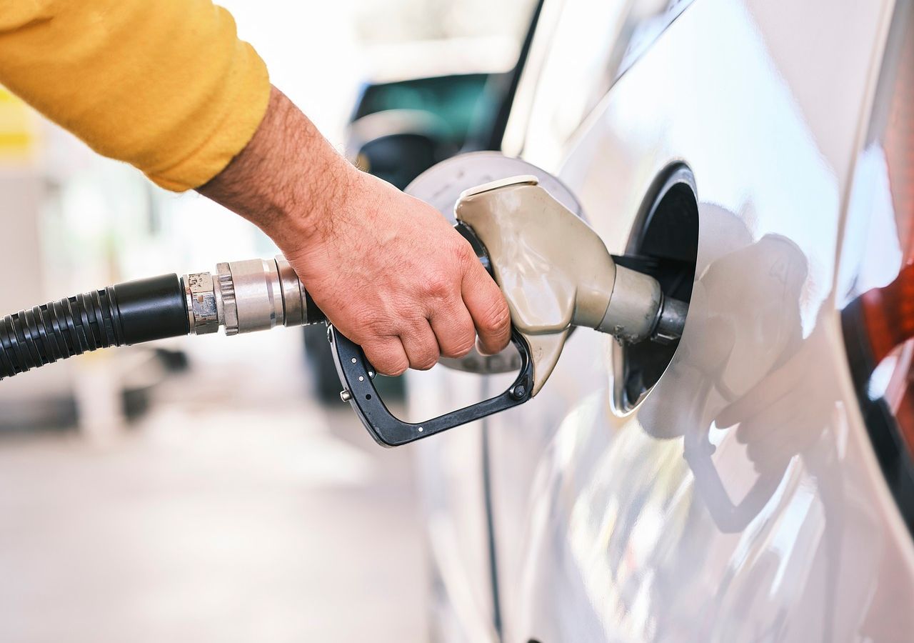Lula avalia elevar mistura de etanol na gasolina para 32% — entenda o impacto