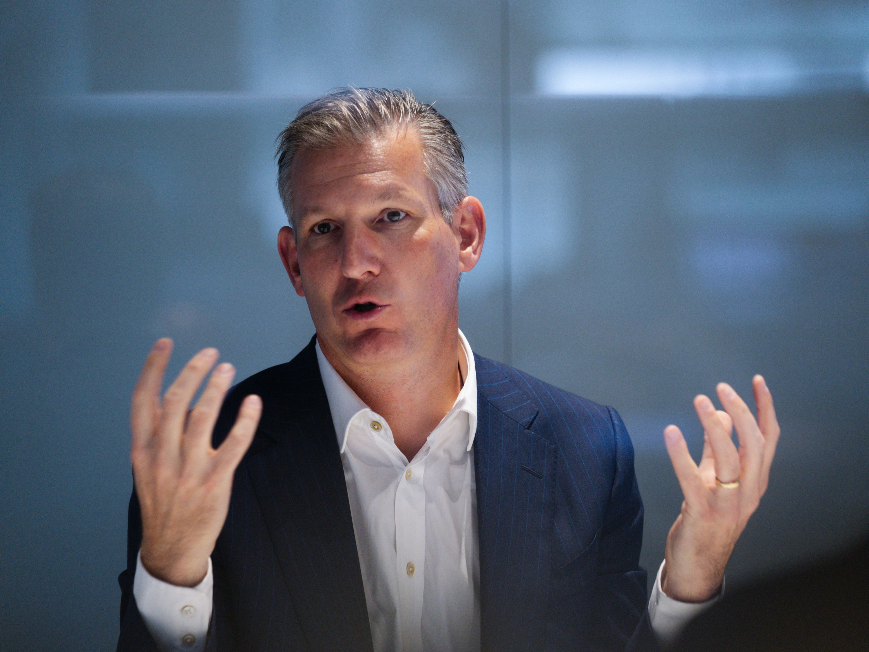 Nestlé: CEO pede mais que 'prompt' para dominar IA