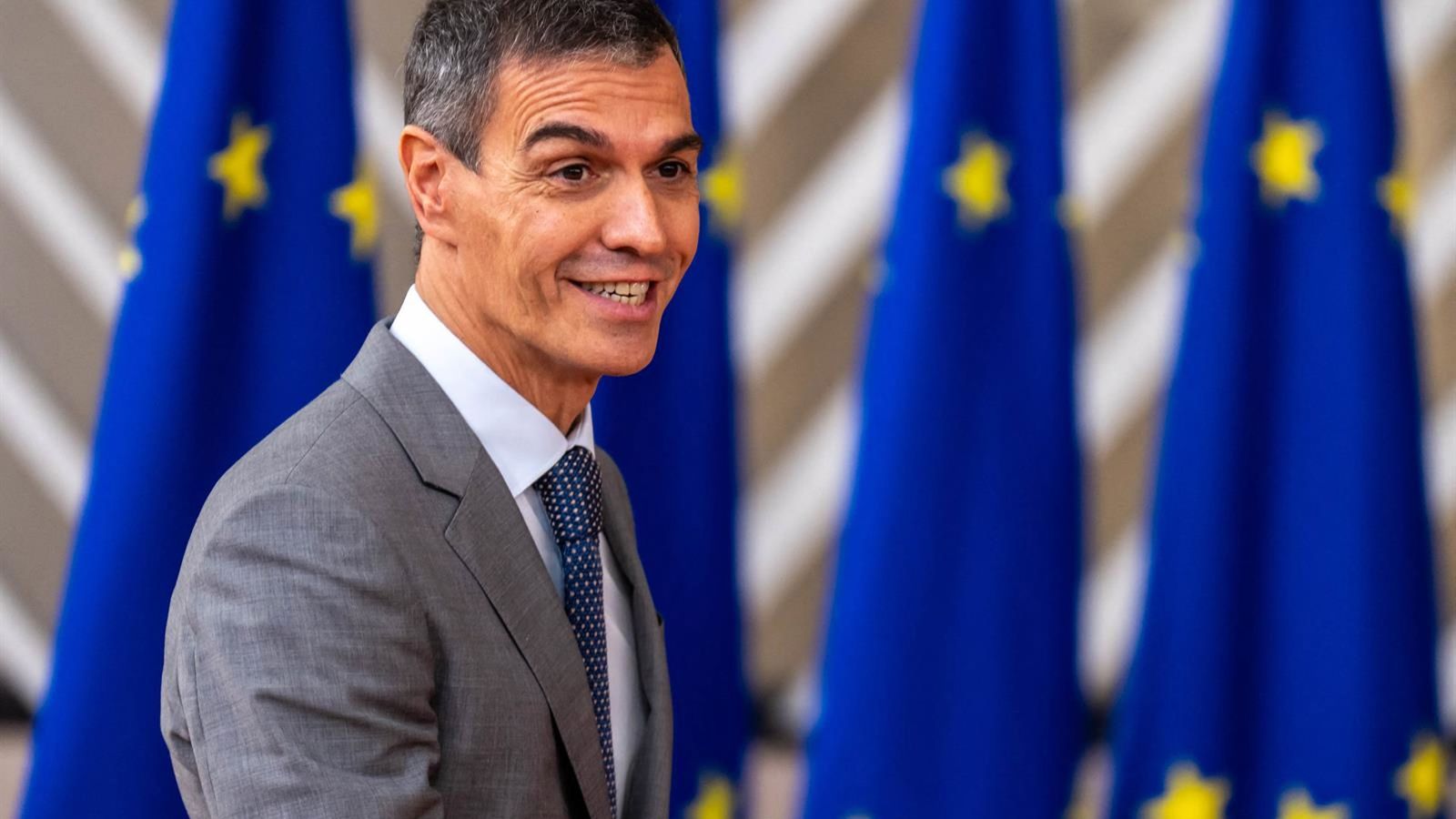Sánchez garante sustentabilidade das pensões e promete aumento antes do fim do ano