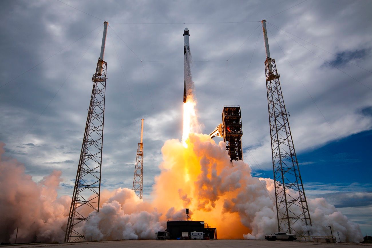 Joshua Kutryk chega à ISS em voo recorde da SpaceX