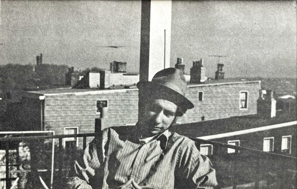 F. Keith Wahle: a poesia crua e a performance que choca