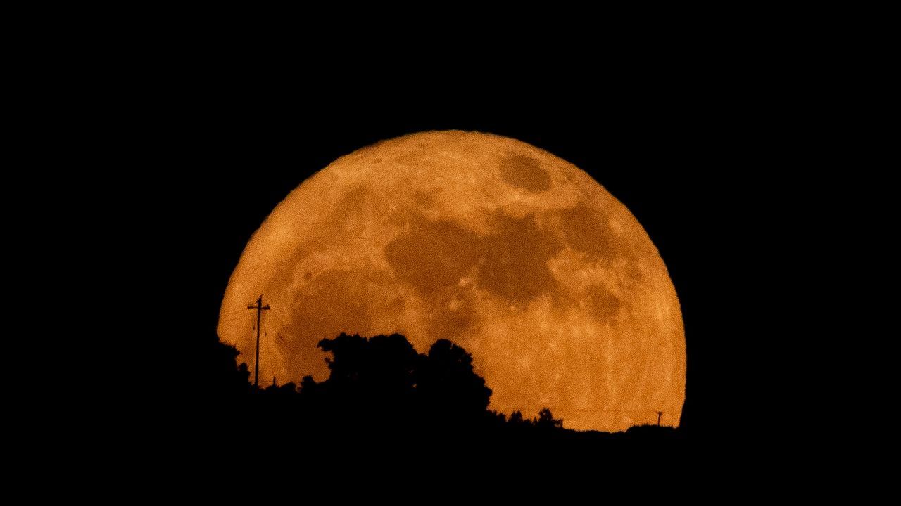 Lua de Morango de junho desafia a percepção astronômica — entenda o fenômeno