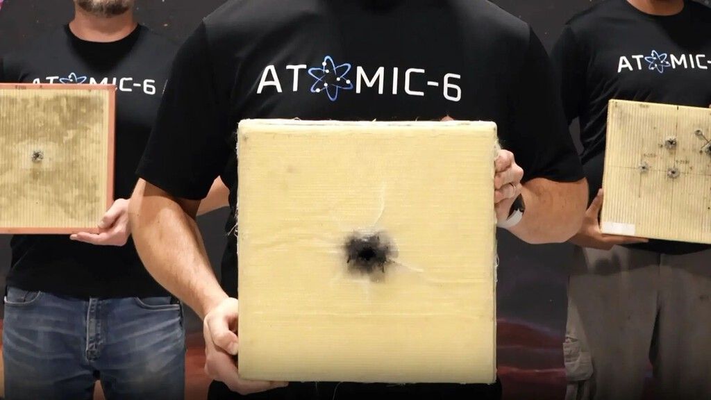 Atomic-6 testa armadura espacial contra lixo; SpaceX envia protótipo