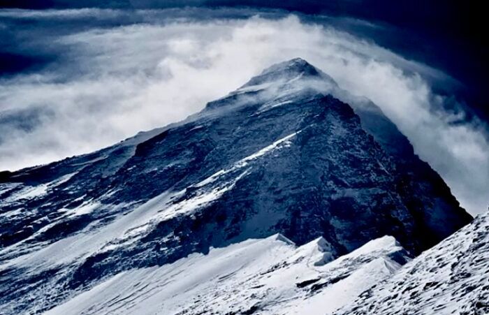 Everest 1971: Ambição, Morte e Disputa em Expedição Internacional
