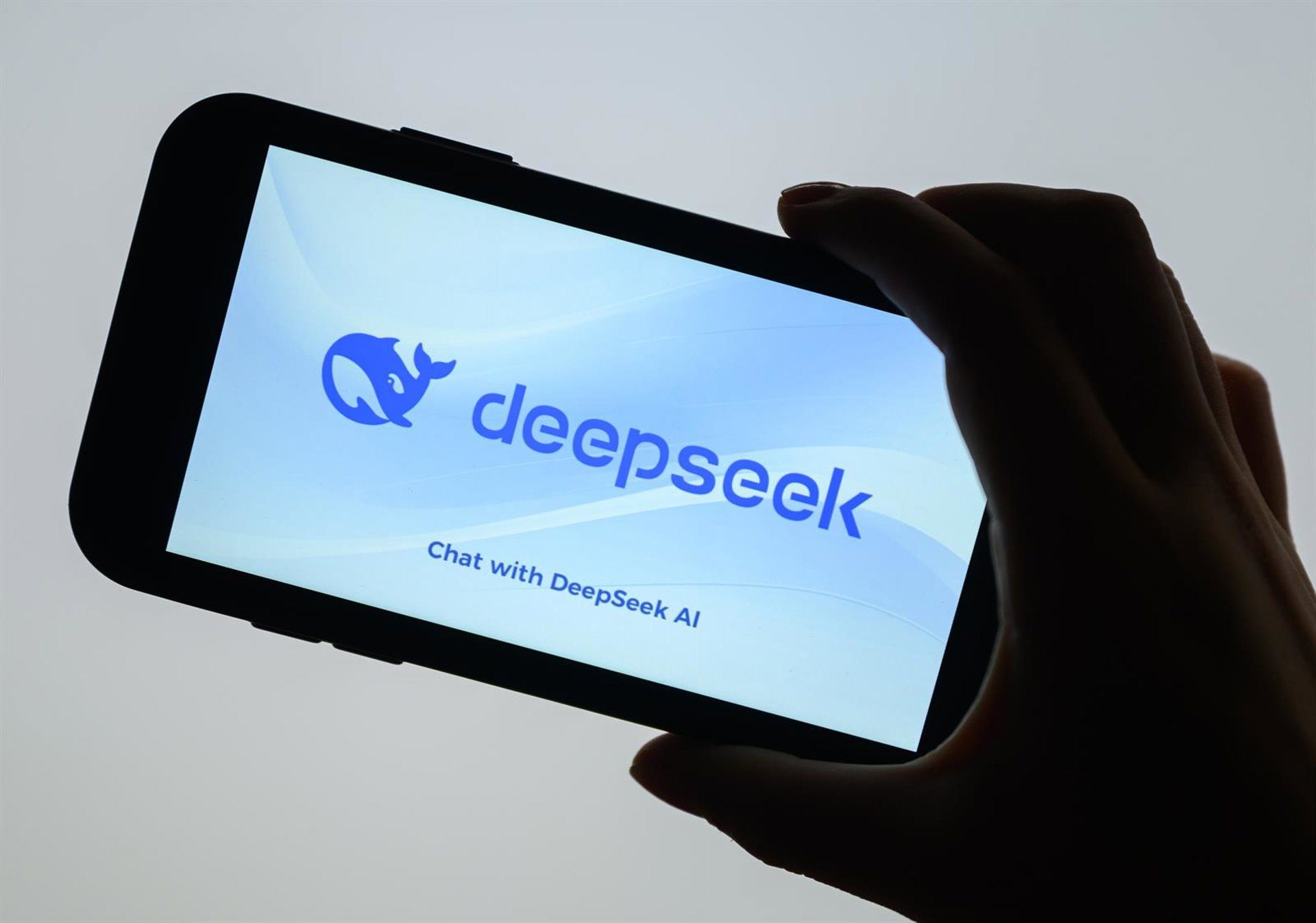 EUA proíbe IA chinesa DeepSeek em agências federais