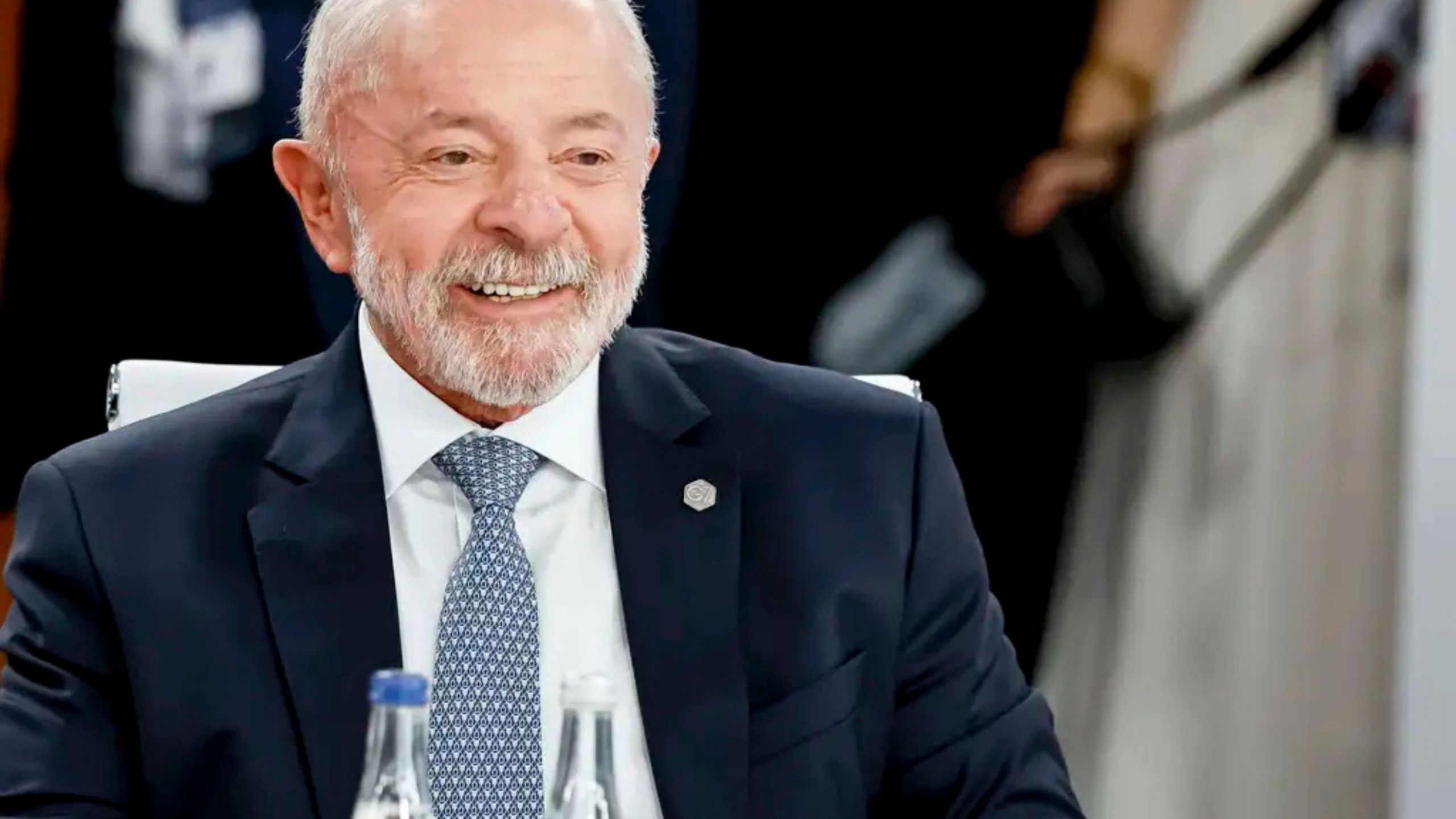 Lula defende regulação digital no G7 e usa Pix como trunfo diplomático