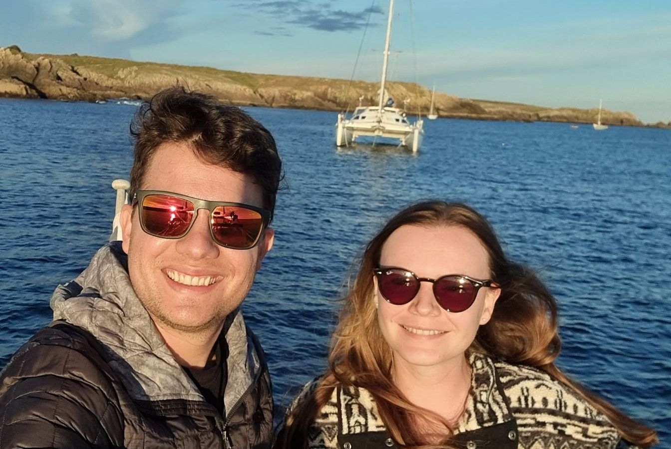Viver em um veleiro por 18 meses revela os limites da liberdade digital