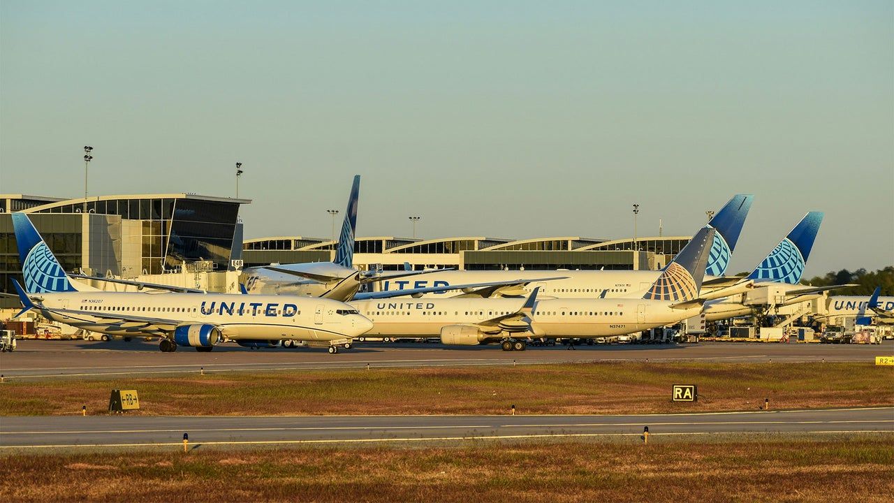 Juiz federal abre caminho para processo contra United por poltronas sem janela