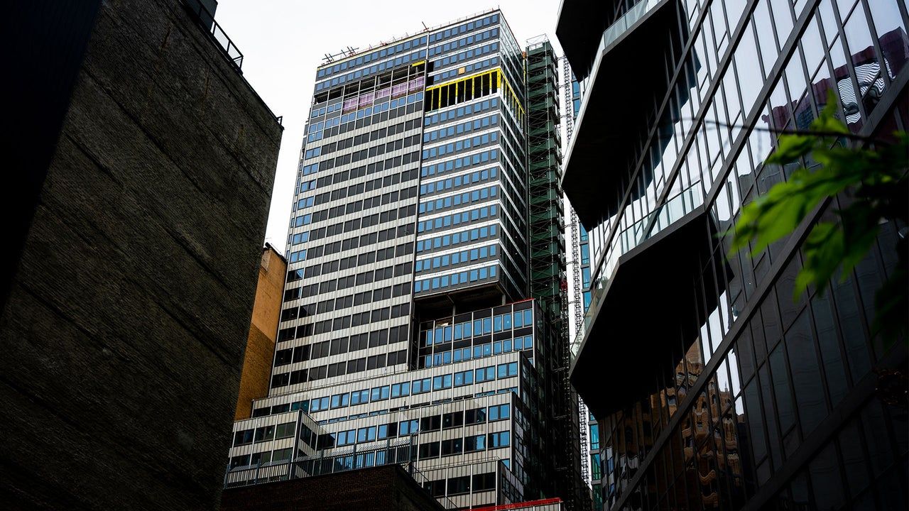 Falha estrutural em obra de Manhattan expõe riscos de conversão de prédios