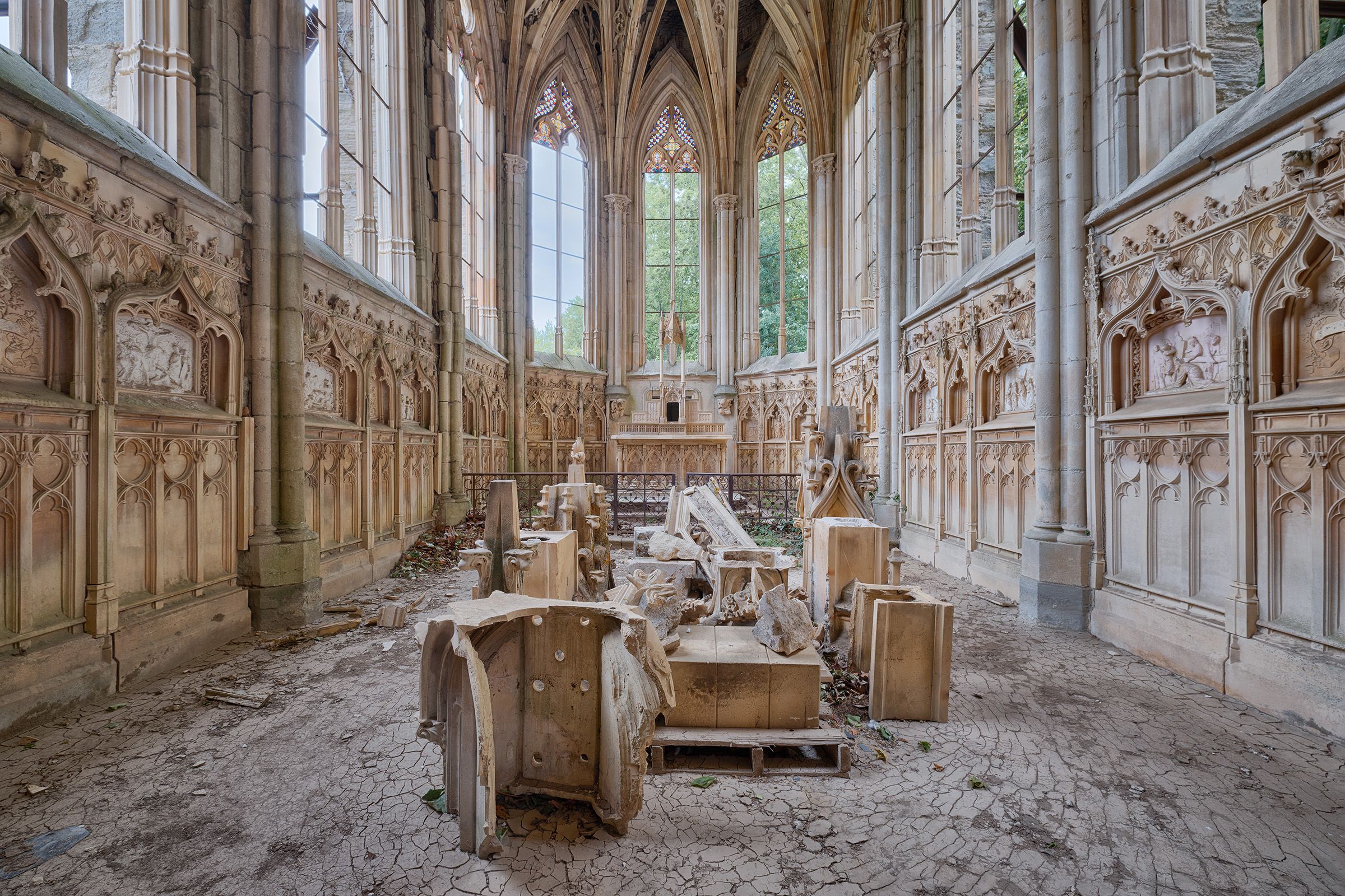 Fotógrafo revela segredos de lugares abandonados na França e Itália