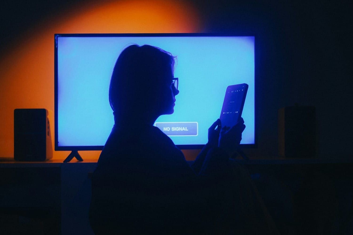 Gigantes da web fornecem infraestrutura para sites de deepfakes abusivos