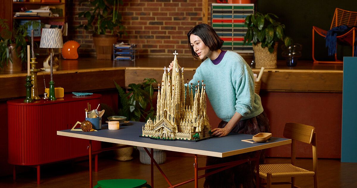 LEGO transforma a Sagrada Família em seu maior desafio arquitetônico