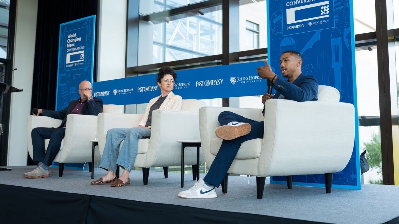 Tecnologia transforma saúde em experiência personalizada — de próteses a nudges