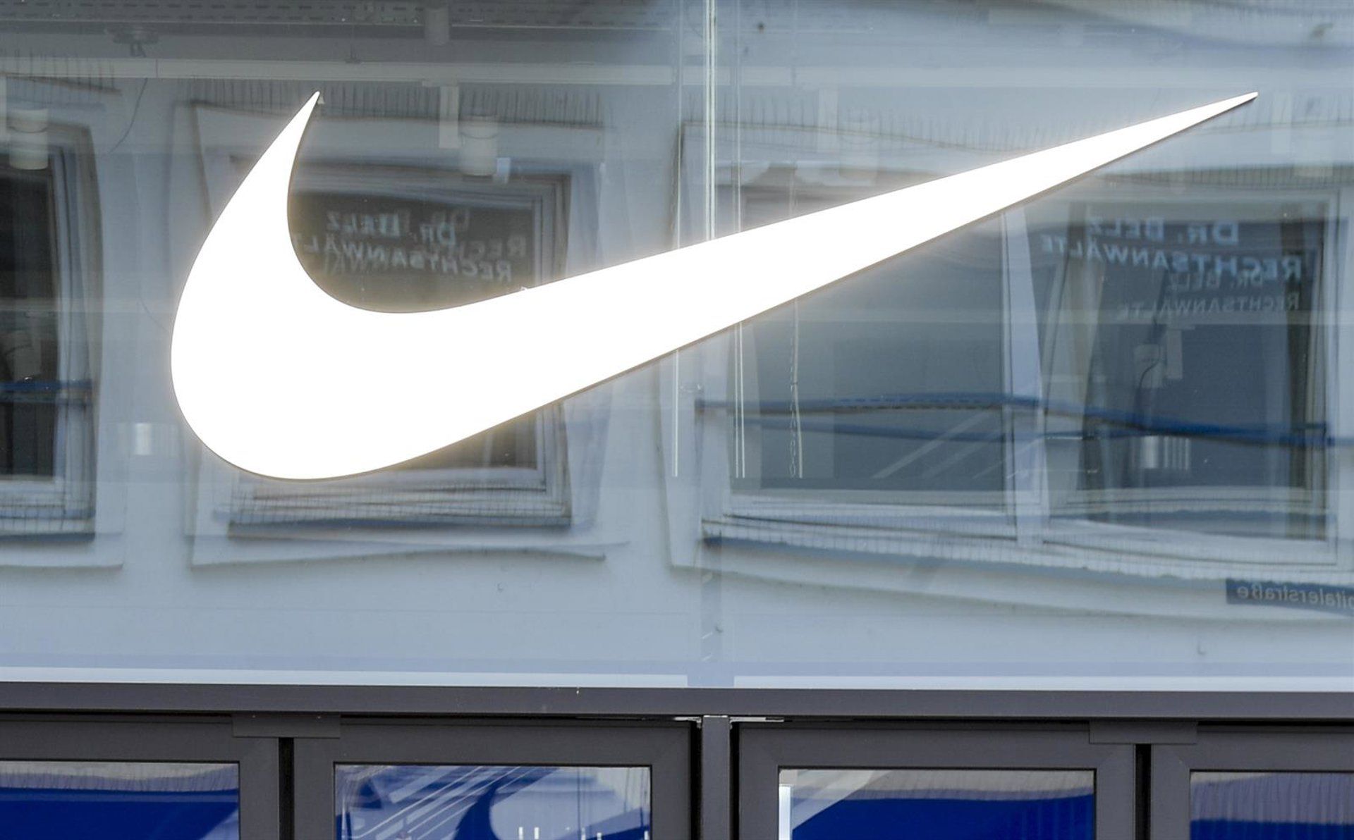Nike lucra US$ 3,1 bi e enfrenta retração no consumo global