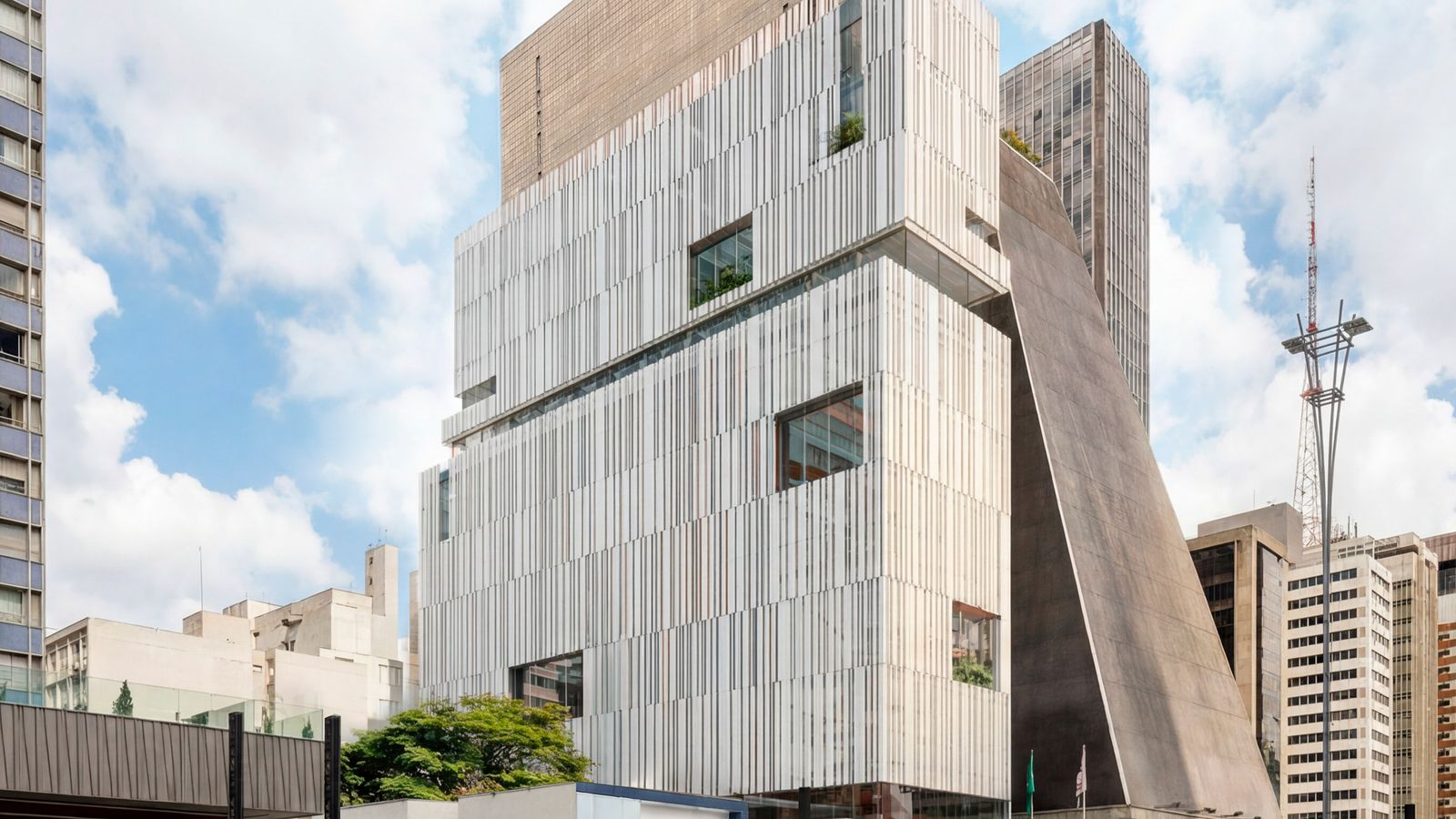 Nova sede do Itaú Cultural na Paulista, por Estúdio Módulo, será marco de arte e sustentabilidade