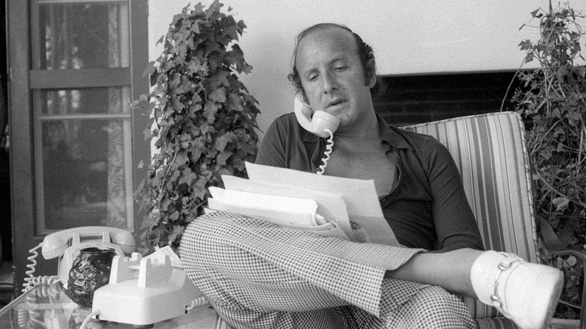Clive Davis morre aos 94 anos — o arquiteto que moldou o pop moderno