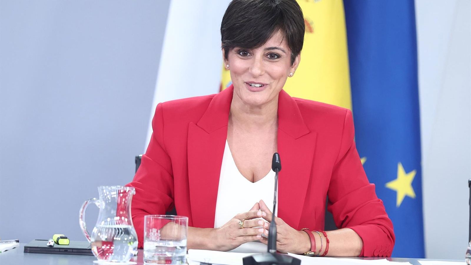 Ministra pede debate sobre decreto de habitação antes de voto no Congresso
