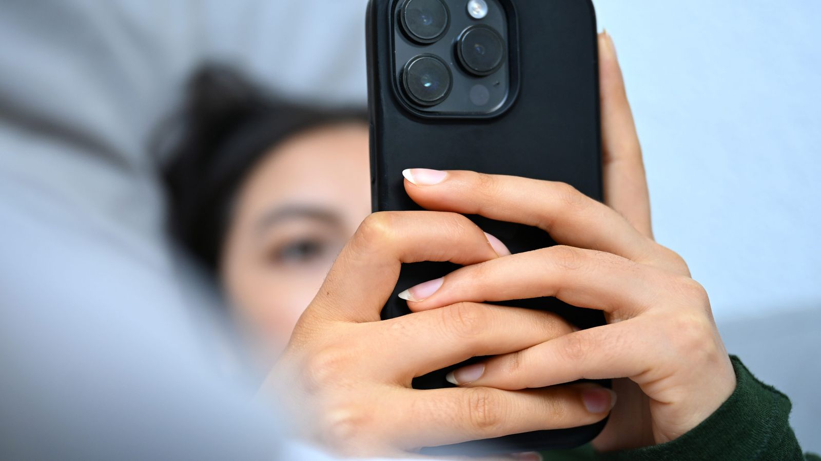 Instinct tropeça em lentidão enquanto IA de Meta avança com poder de computação