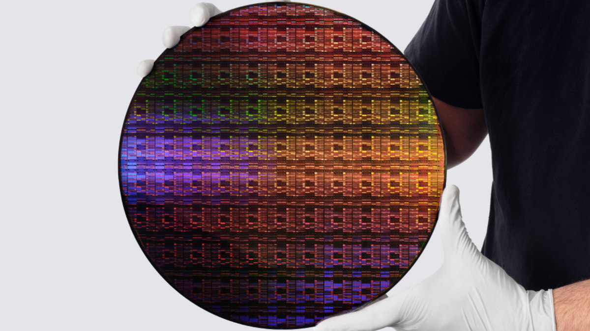IBM rompe barreira atômica com chip de 0,7 nm — o futuro da computação