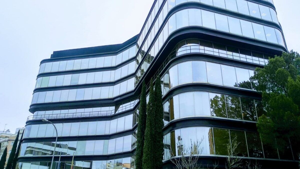Reguladores europeus fecham o cerco a 36 firmas financeiras