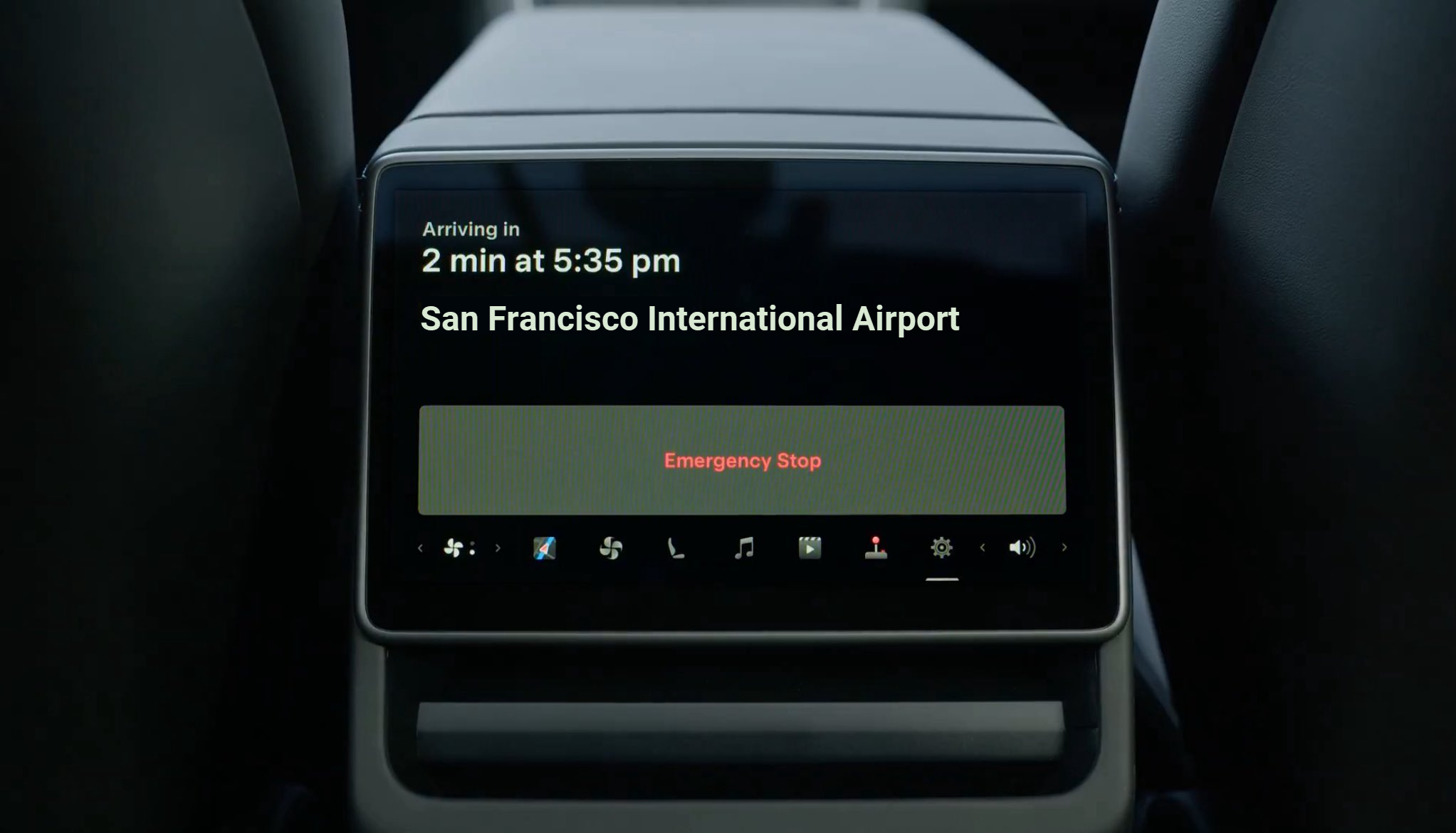 Tesla obtém licença para operar serviço de transporte no aeroporto de São Francisco