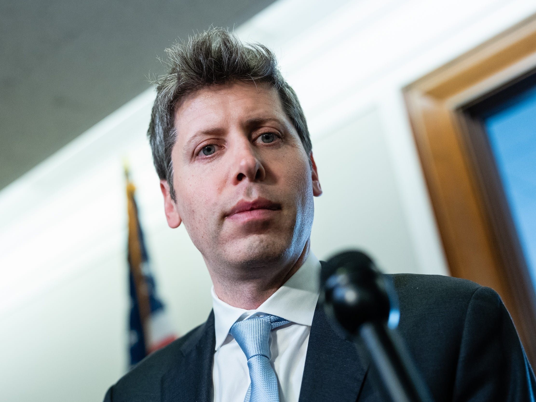Sam Altman propõe fórum global liderado pelos EUA para controlar avanço da IA