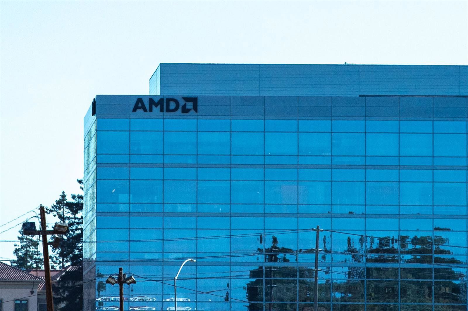 AMD injeta US$ 1 bilhão em Meta para turbinar IA