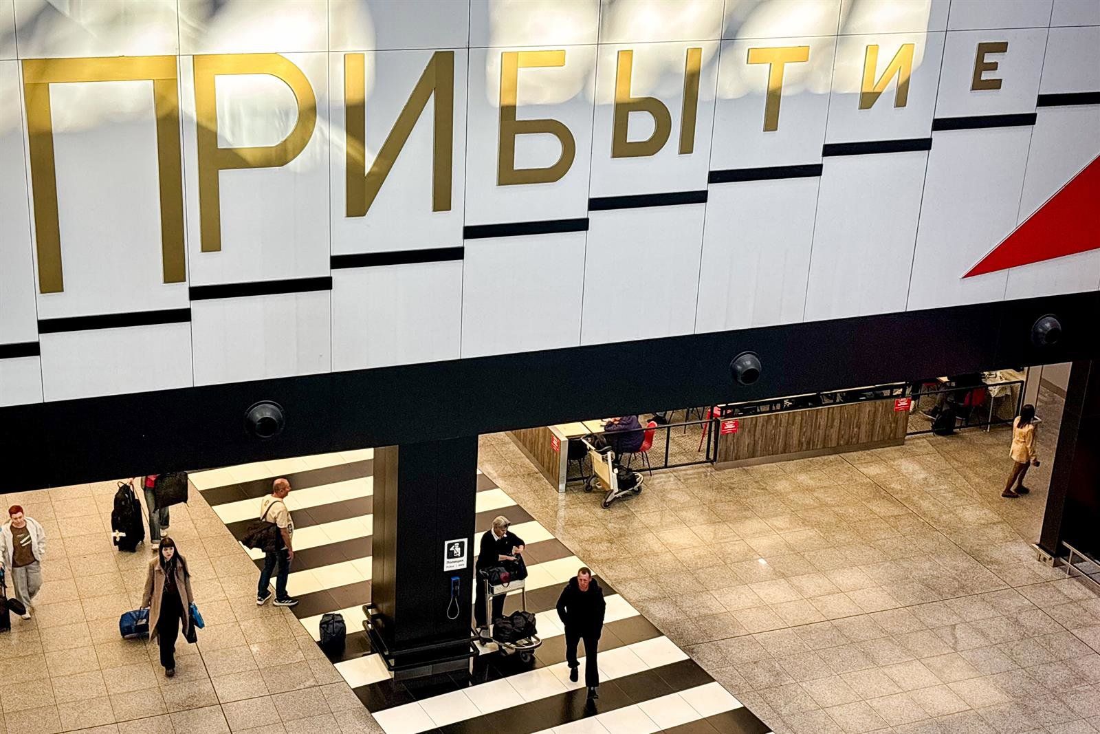 Ameaça de segurança fecha 4 aeroportos de Moscou por horas