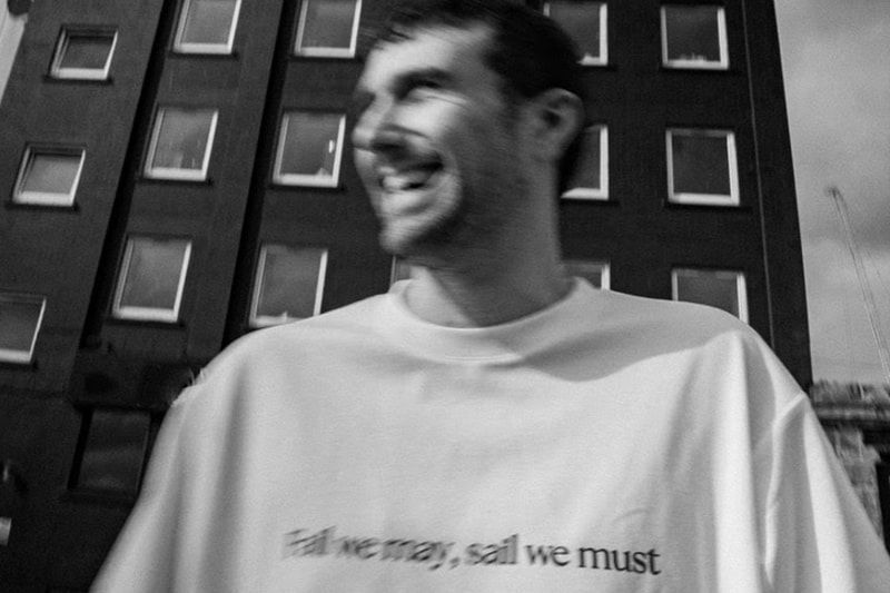 Fred again.. transforma desfile da Dior em experimento de rave urbana