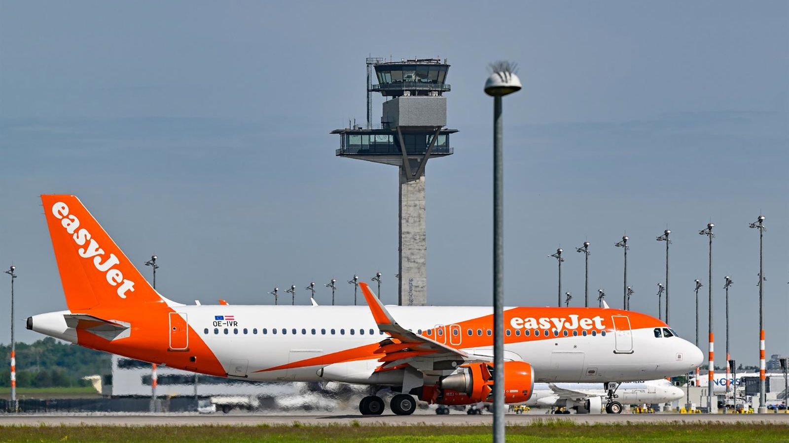 Castlelake eleva proposta e easyJet aceita negociar aquisição de 6 bilhões de euros