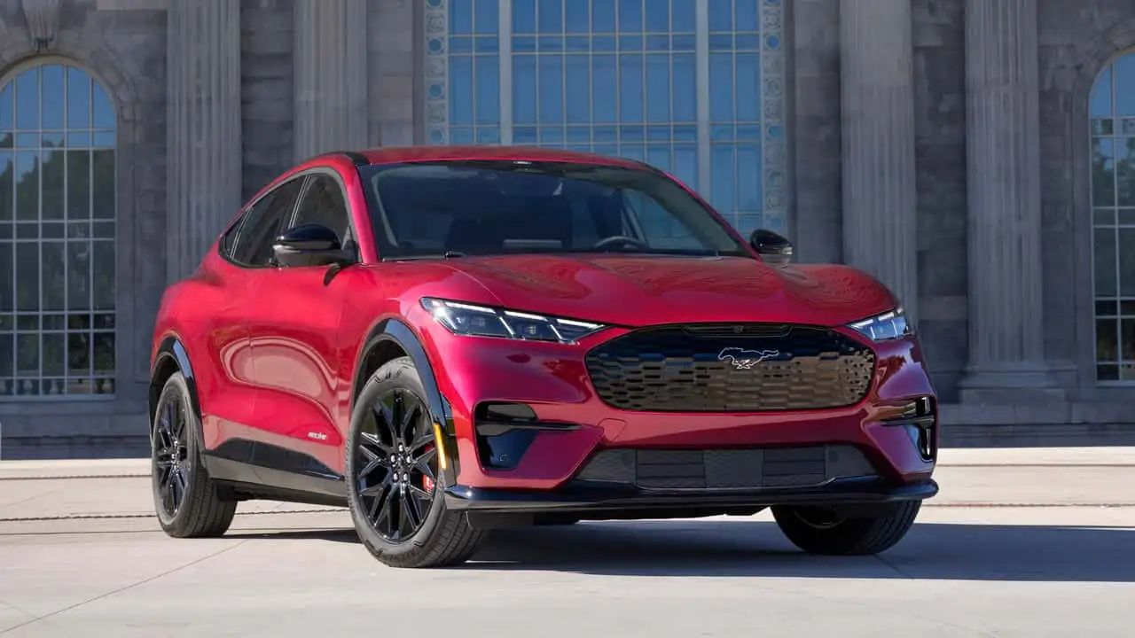 Vendas de elétricos da Ford despencam 40,7% — o que o recuo diz sobre a estratégia da montadora