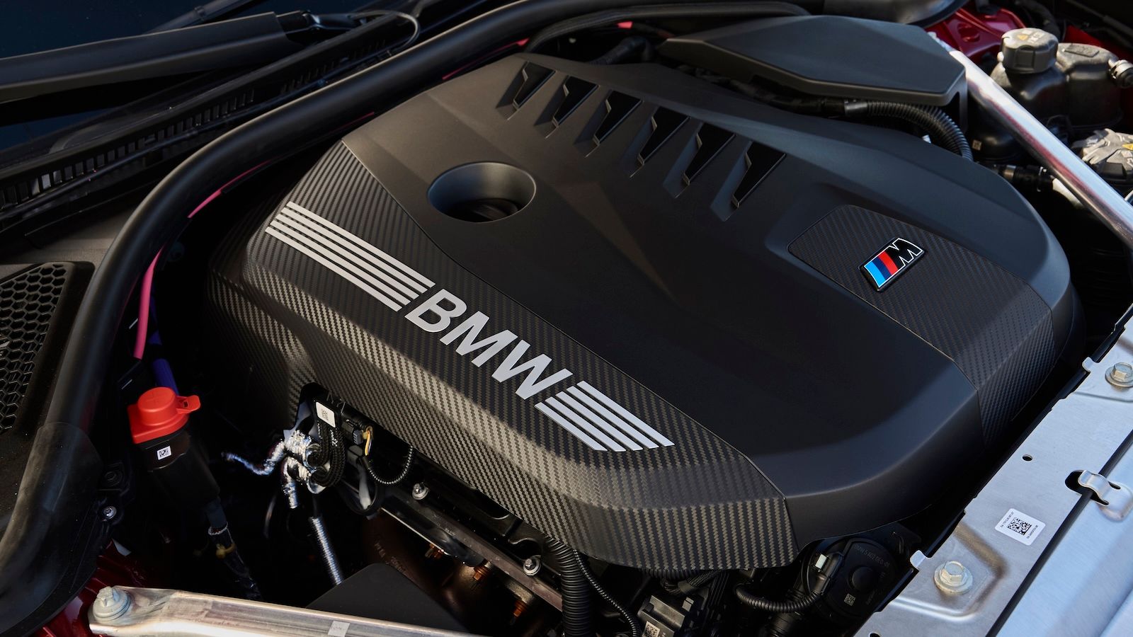 BMW M350: Sedã Esportivo Renasce com 443 cv e Design Renovado