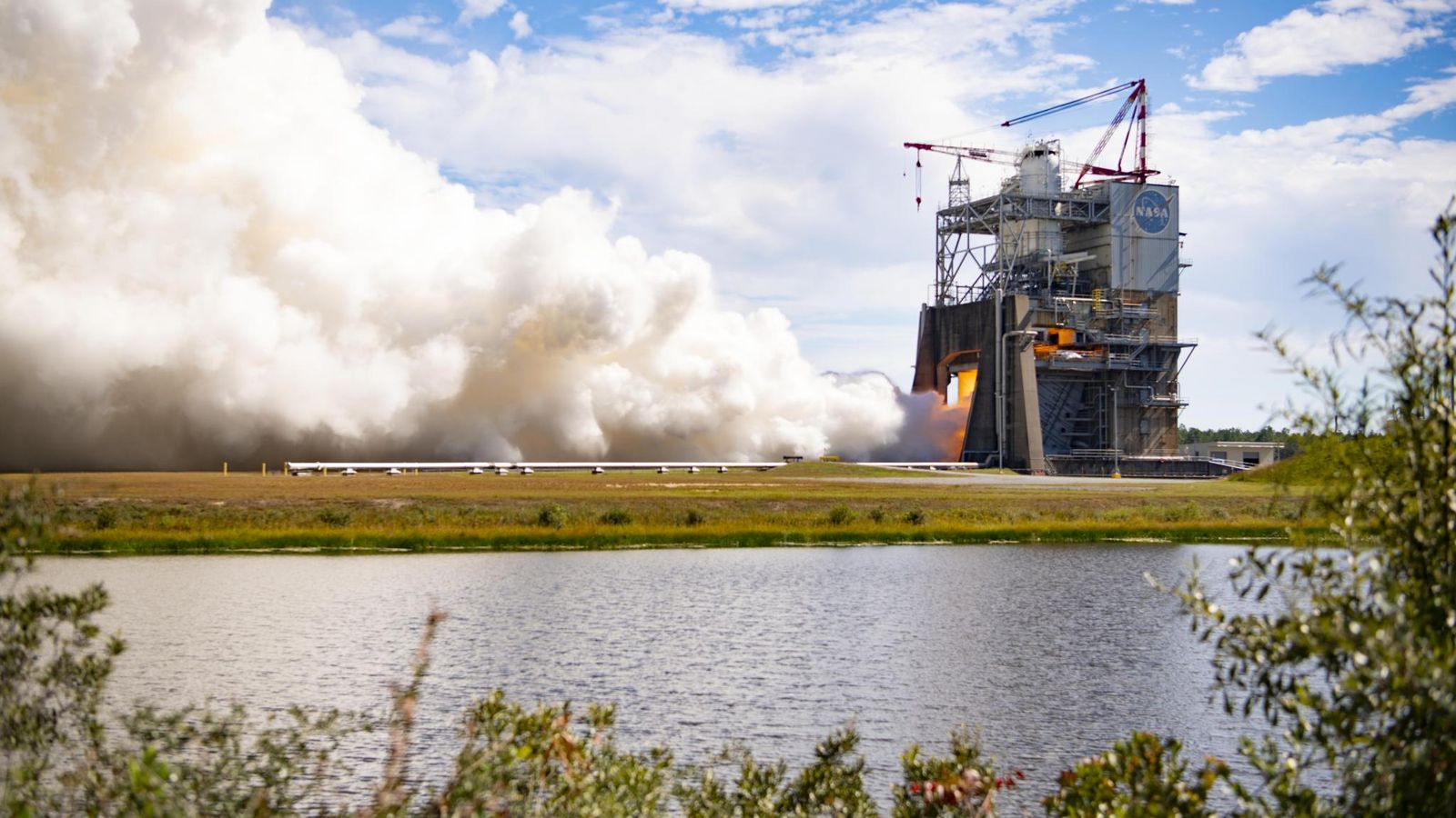 NASA testa motor RS-25 em mais um passo para o programa Artemis