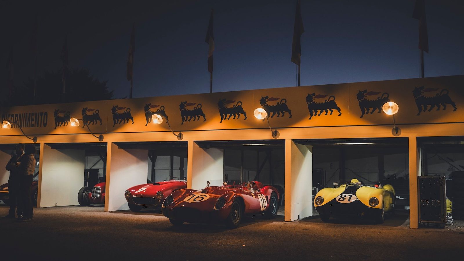 Goodwood Revival: onde a história do automóvel encontra a paixão