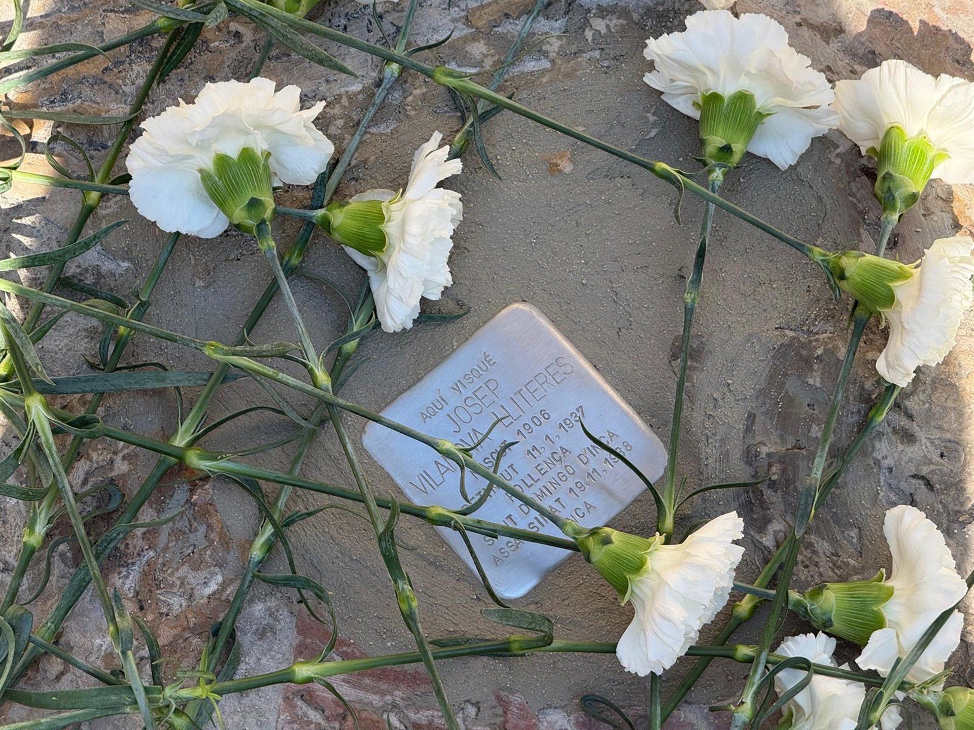 Pollença instala 27 pedras da memória em tributo às vítimas da Guerra Civil
